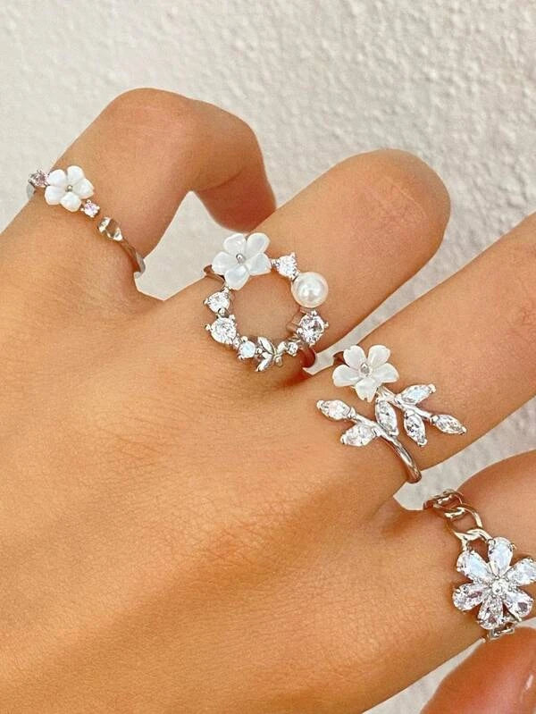 5pcs Faux Pearl & Flower Decor Ring