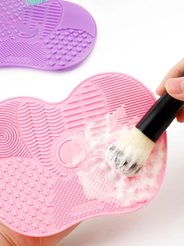 1pc Silicone Cleaning Brush, Modern Apple Design Portable Makeup To