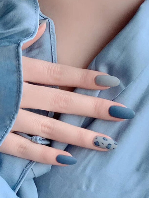 24pcs Short Oval Fake Nail & 1pc Nail File & 1sheet Tape