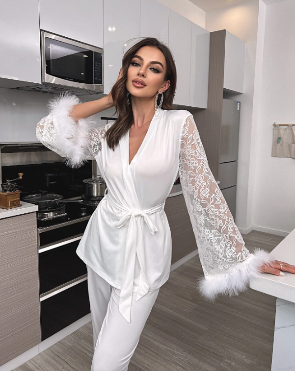 Contrast Lace Fuzzy Cuff Belted PJ Set