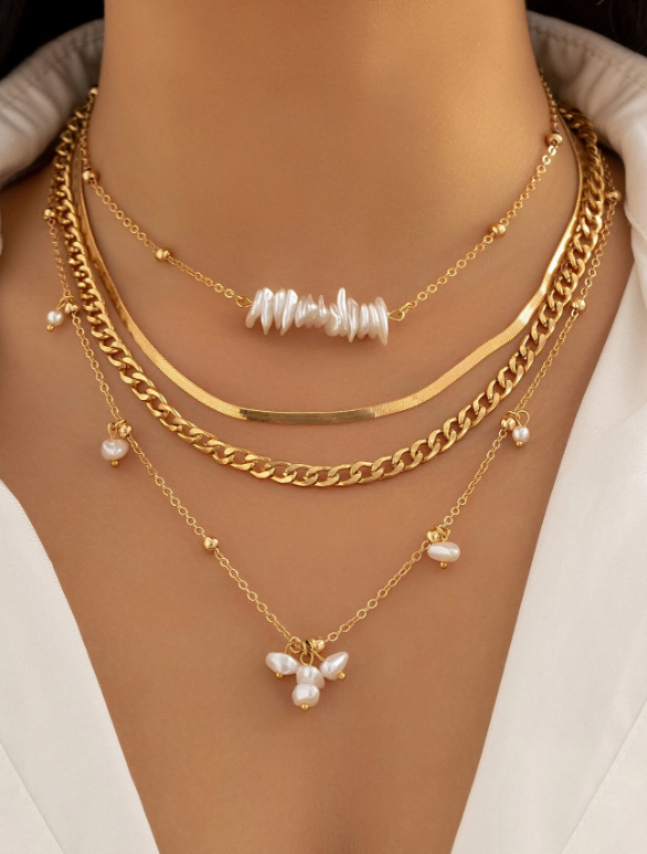 4pcs Faux Pearl Decor Necklace