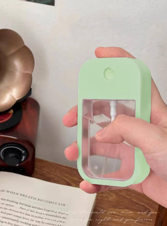 1pc 45ml/1.58oz Portable Refillable Spray Bottle - Perfect for Travel Sanitizer, Lotion, Toner, Perfume