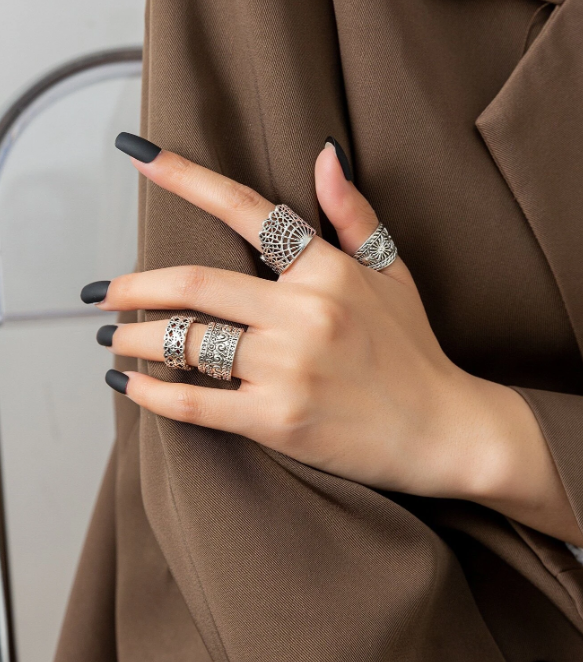 4pcs/set Textured Metal Ring