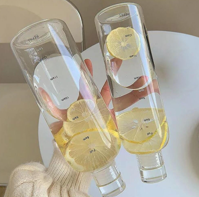 زجاجة ماء 500ML بلاستيك رياضي سعة كبيرة مضاد للتسرب مع وقت علامة إبداع يسقط أبيض قطعة واحدة