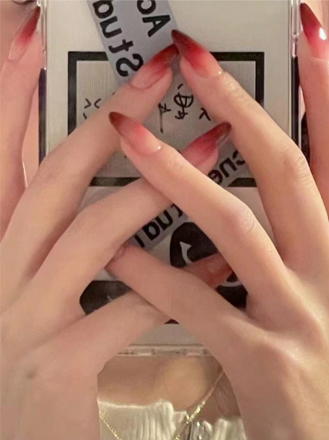 24قطعة مستديرة اصفرار الخيزران تصميم أظافر بنهايات قصيرة مع قطاع الفرك والجيل الشفاف.