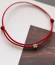 Load image into Gallery viewer, Four Leaf Clover Decor Bracelet
