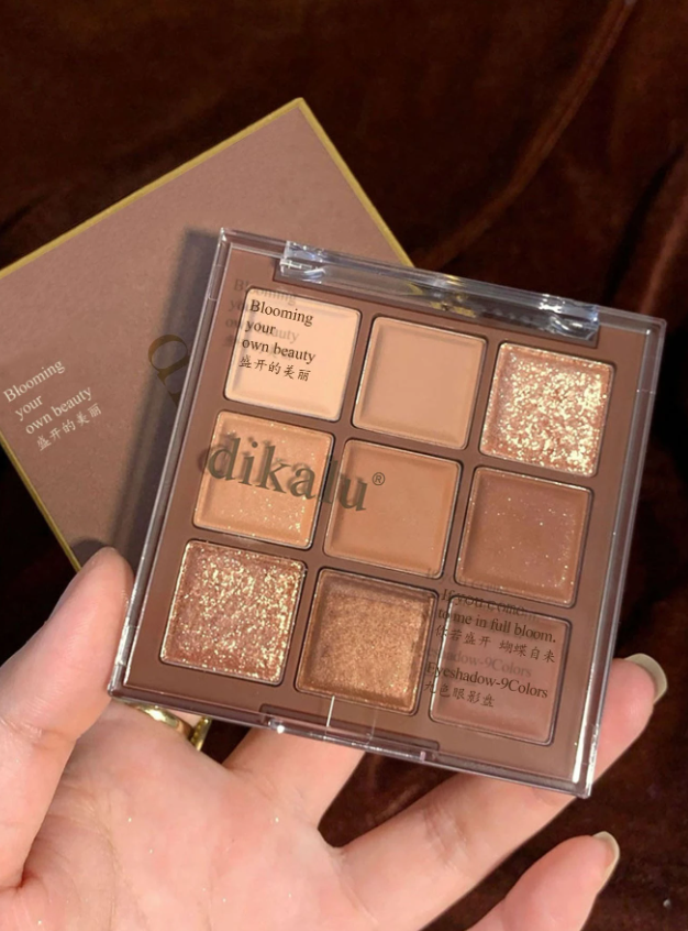 9 ألوان ظلال عيون متلألأ و مادة ليس من السهل خلع المكياج ظلال العيون مكياج منتج الى الاستخدام اليومي