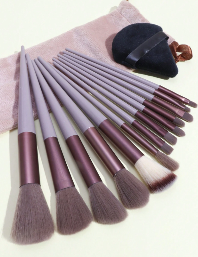 13قطعة طقم فرشاة مكياج + قطعة واحدة مخملي حقيبة تخزين + قطعة واحدة اسفنجة نفخة مسحوق , المحترفين أدوات التجميل الى احمر الخدود , ظلال العيون و بودرة سائبة , مريح و محمول أسود جمعة