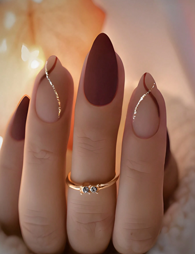 24 قطعة أظافر مزيفة بشكل لوزي غير لامعة مع شريط ذهبي وأحمر، في أسلوب أنيق، أظافر مزيفة للنساء والفتيات