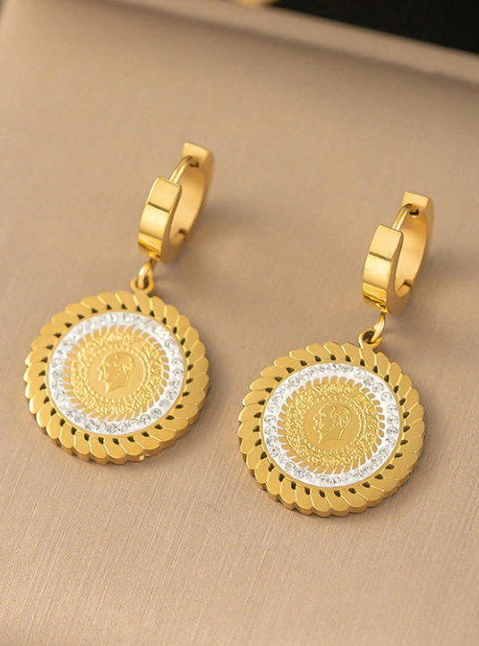 1 Pièce Collier, Bracelet Et Boucles D'oreilles Dorés, Bracelet En Acier De Titane Tissé De Personnalité Créative Rétro Charmant Pour Femme, Portrait Rond Imprimé Pour La Mode Transfrontalière Européenne Et Américaine