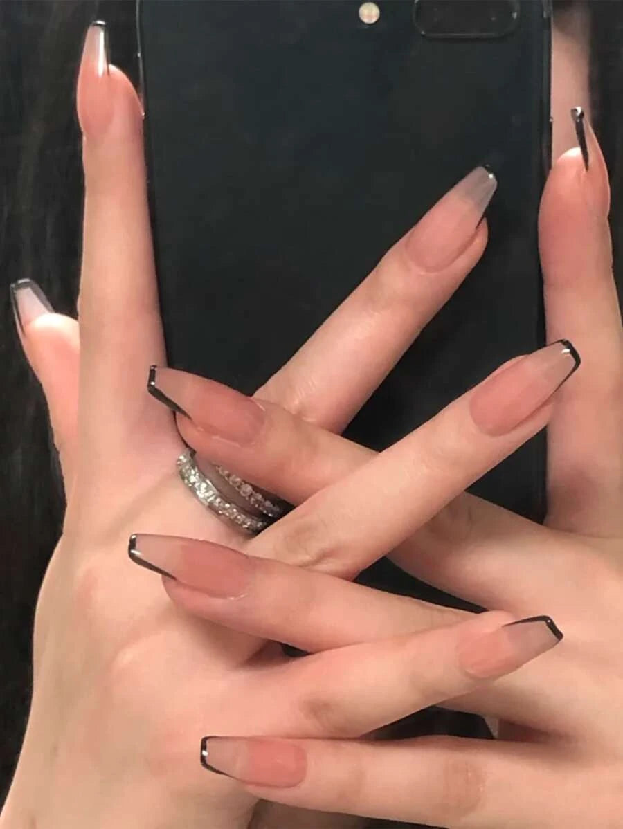 24 قطعة قصير نعش لونين أظافر اصطناعية ملف الأظافر 1قطعة و ورقة واحدة شريط