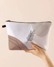 Load image into Gallery viewer, 1pc Leaf Pattern Makeup Bag
