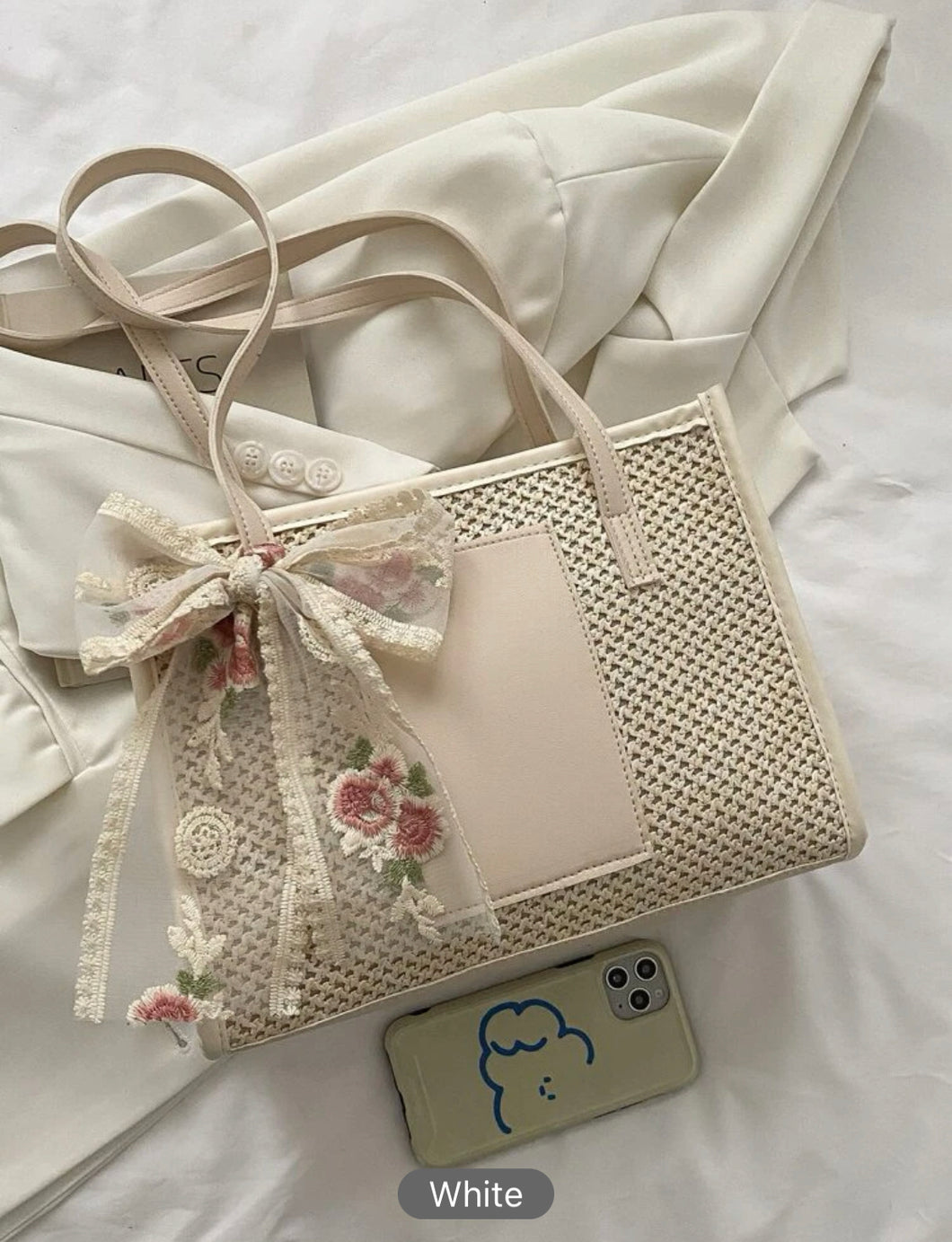 Bow Decor Straw Bag