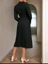 Load image into Gallery viewer, SHEIN Frenchy فستان موحدة اللون فتحة للفخذ متجعد
