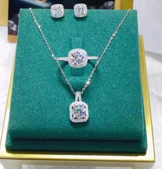 4pcs/set Glamorous Square Cubic Zirconia Decor Jewelry Set For Women For Party