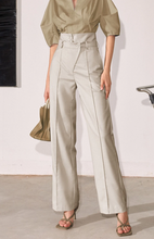 Load image into Gallery viewer, High Waist Seam Detail Suit Pants
