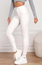 Load image into Gallery viewer, SHEIN Essnce High Stretch Skinny Jeans
