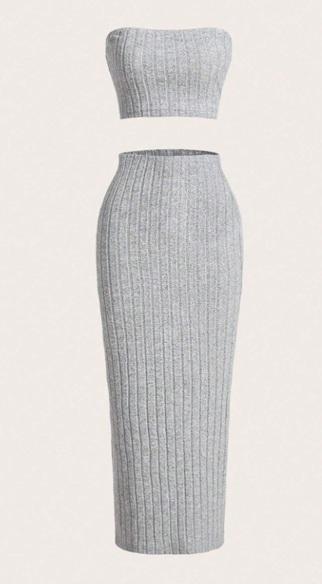 SHEIN EZwear موحدة اللون لباس علوي بدون حمالات & تنورة