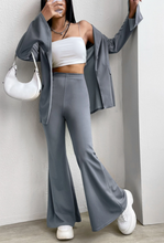Load image into Gallery viewer, SHEIN EZwear جاكيت موحدة اللون زر احادي و بنطلون بساق واسع

