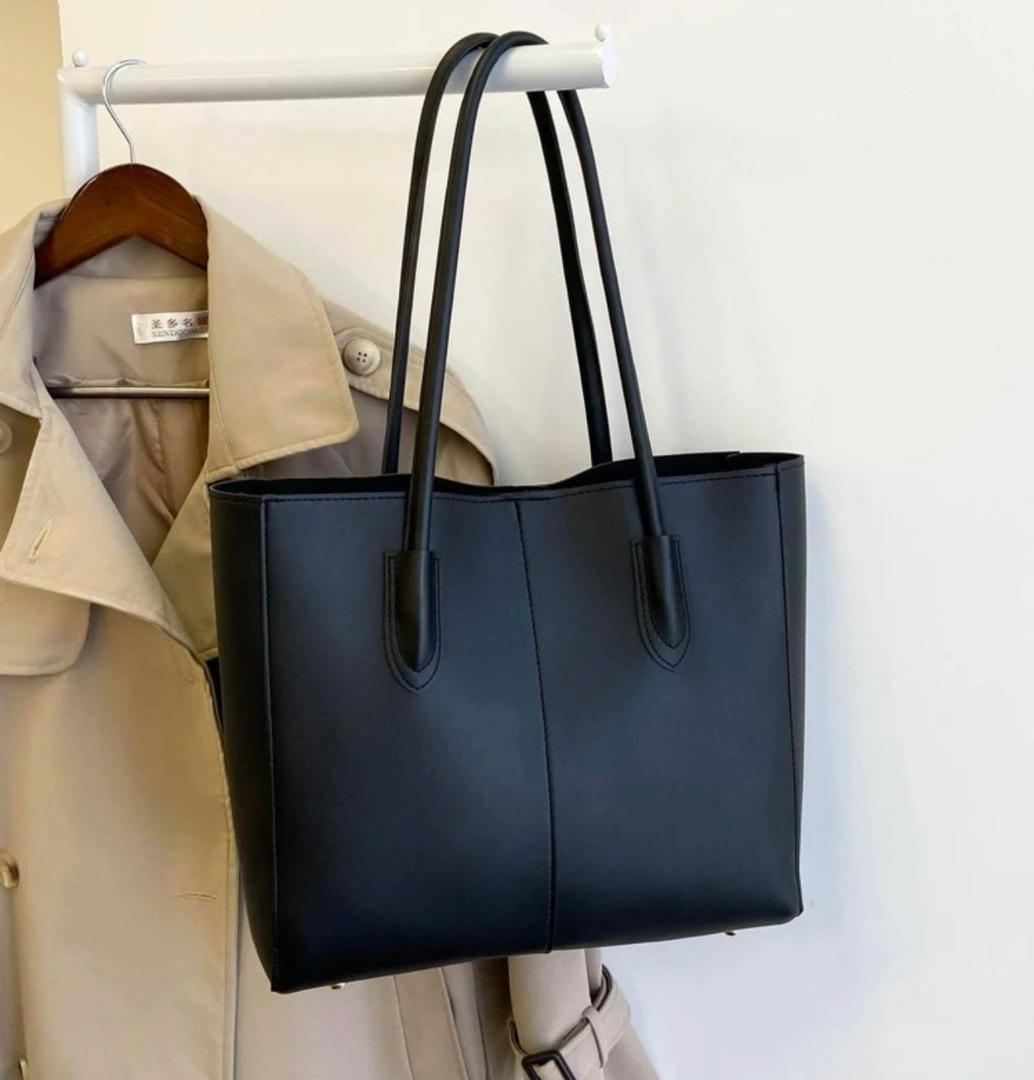 Black Fashionable Tote Bag