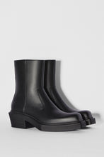 Load image into Gallery viewer, Bershka
