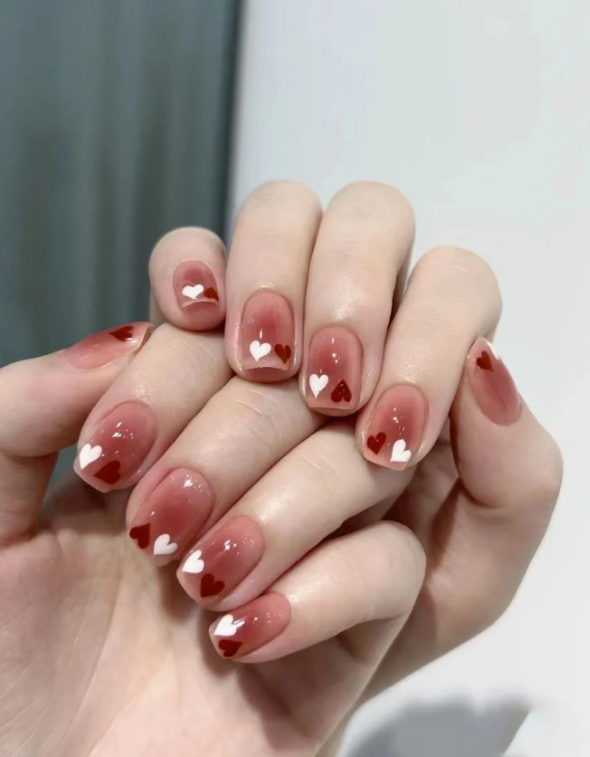 24pcs Short Square Heart Pattern Fake Nail & 1sheet Tape & 1pc Nail File