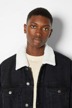 Load image into Gallery viewer, Bershka
