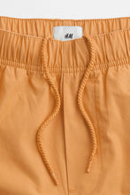 Load image into Gallery viewer, H&amp;M short 7

