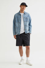 Load image into Gallery viewer, H&amp;M short 7
